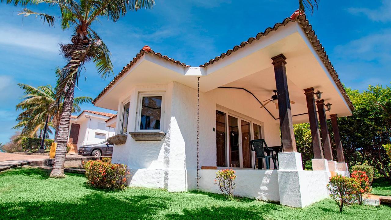 Las Veraneras Villas & Resort Acajutla Exterior photo