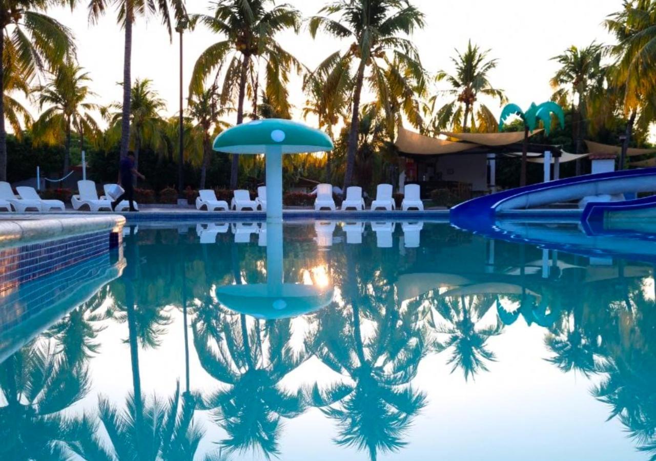 Las Veraneras Villas & Resort Acajutla Exterior photo